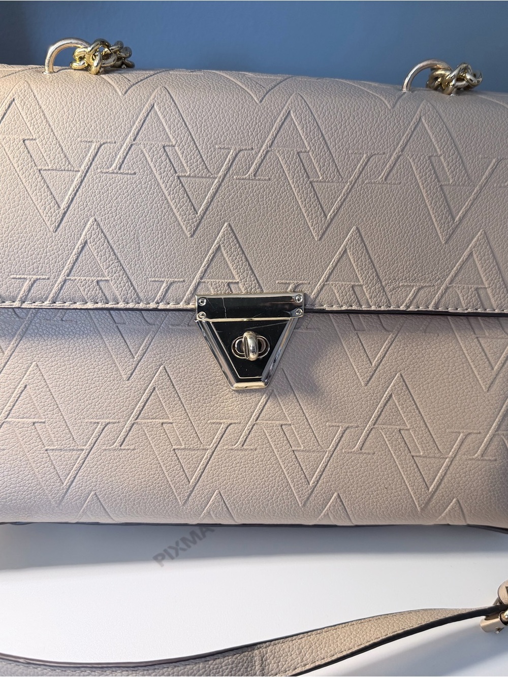 Alexandre Vitale Classic Quilted Shoulder Bag in Light Taupe
